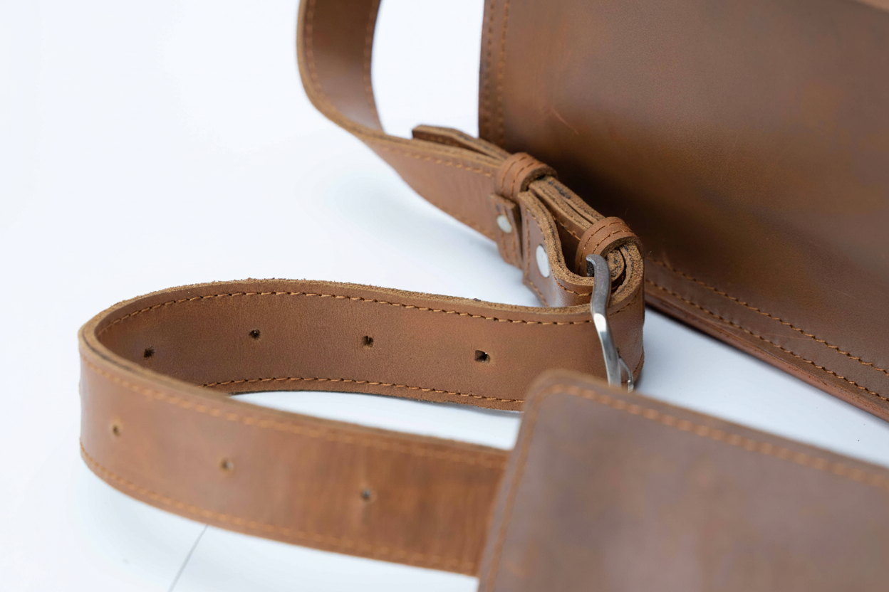 The Roamer Leather Crossbody Satchel | Small Full-Grain Messenger