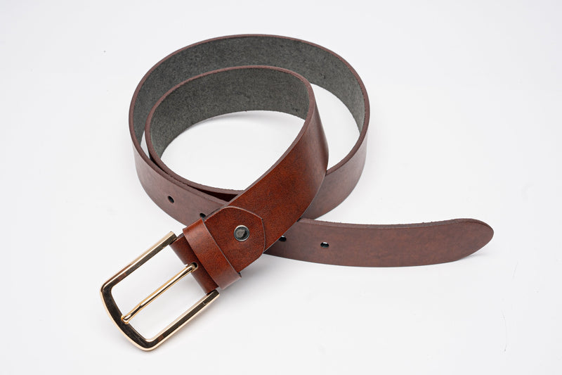 Elegant Brown Leather Belt – Gold Buckle