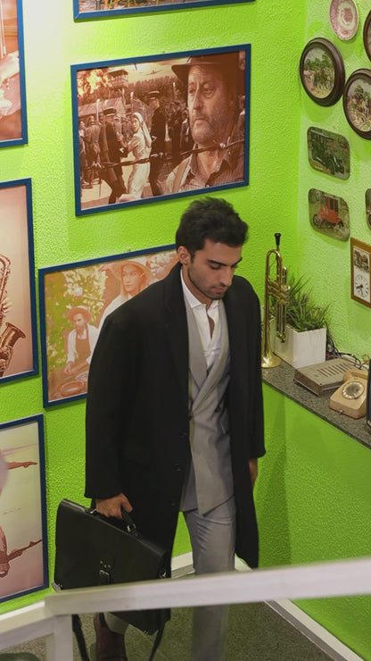 The Executive Black Leather Messenger Briefcase